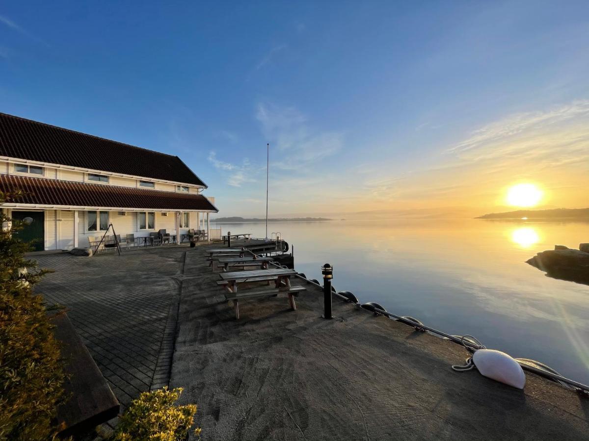 Sjoberg Hotell Og Ferie Leiligheter Osthusvik Exterior photo