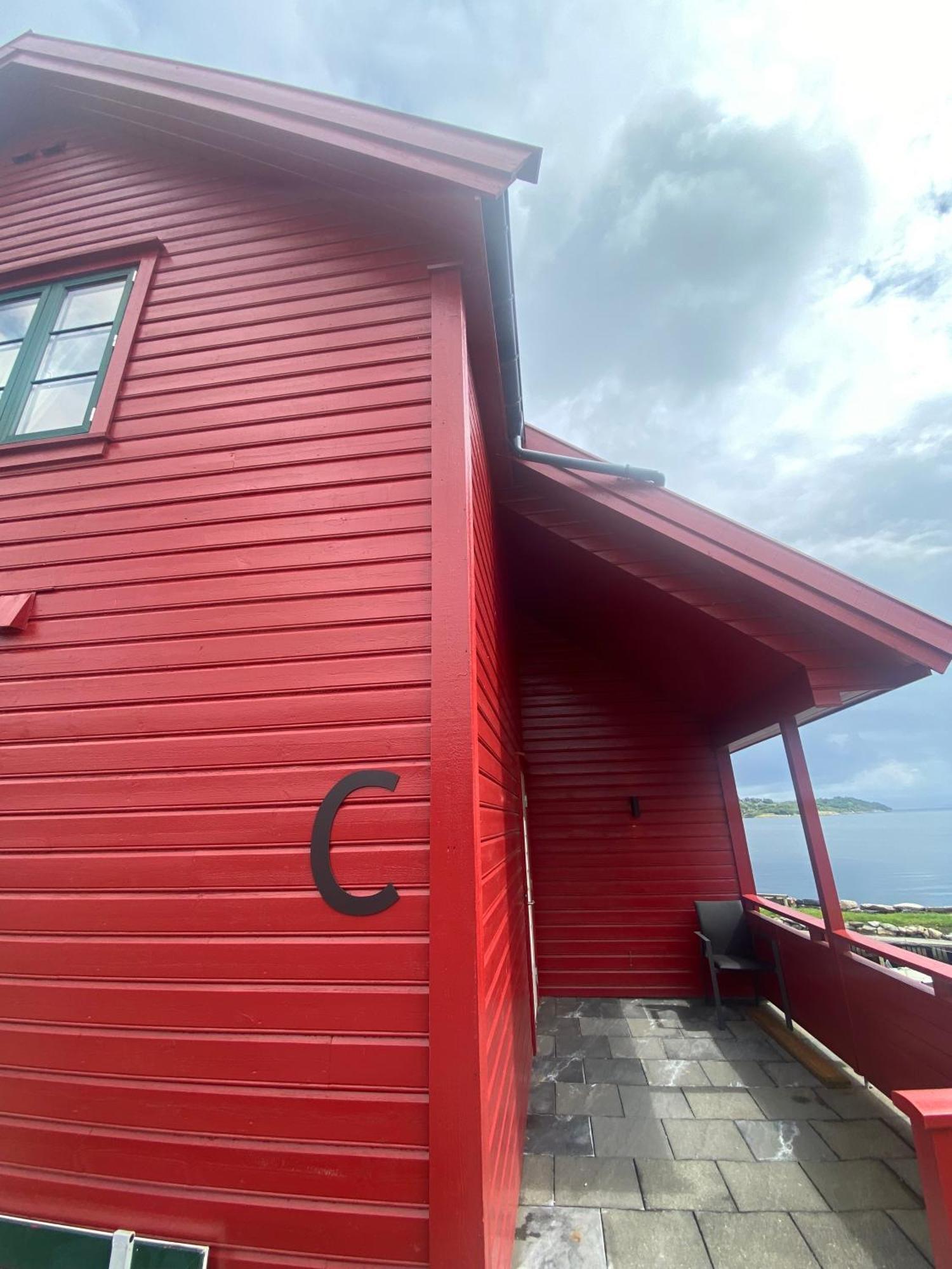 Sjoberg Hotell Og Ferie Leiligheter Osthusvik Exterior photo
