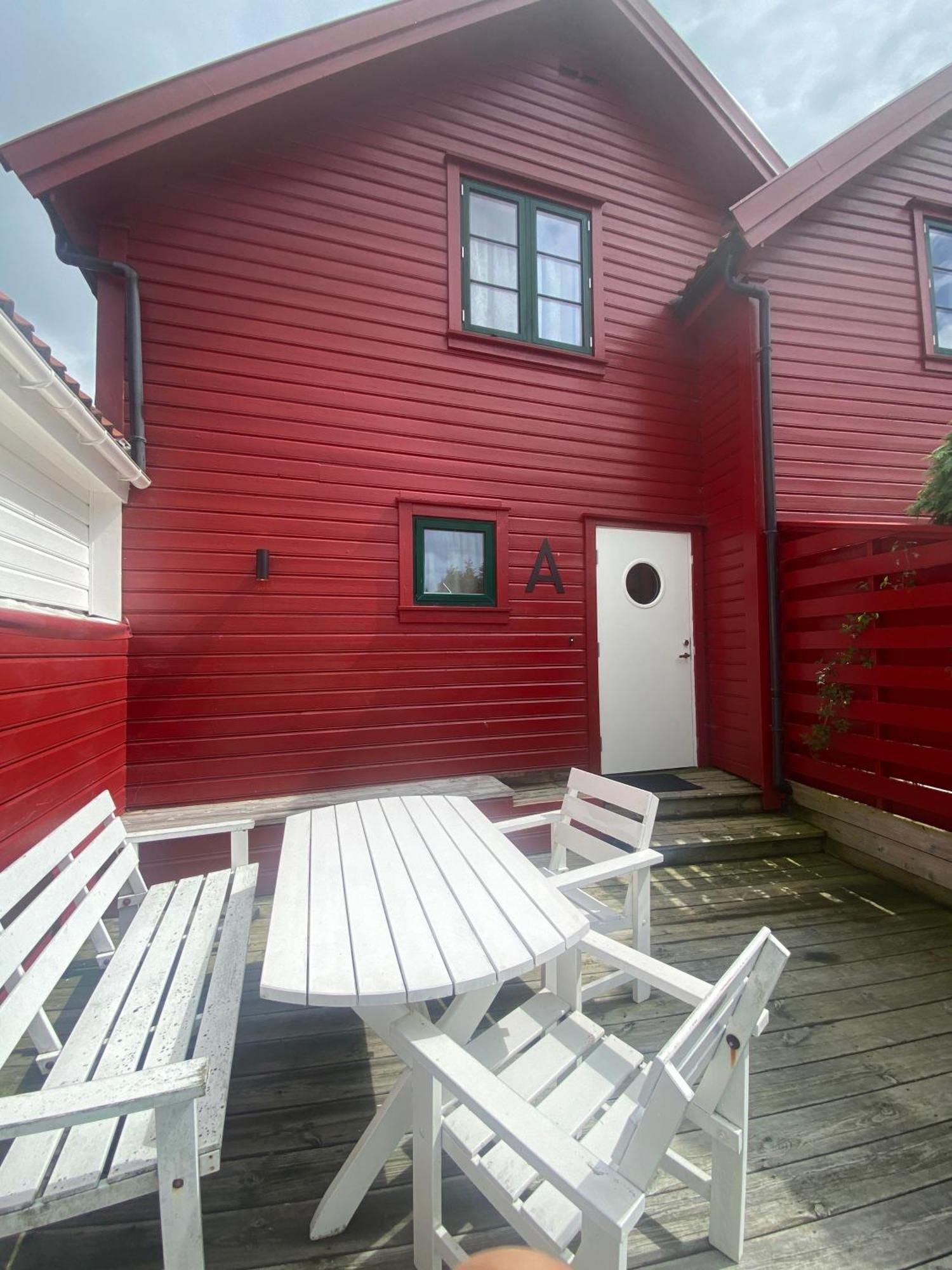 Sjoberg Hotell Og Ferie Leiligheter Osthusvik Exterior photo