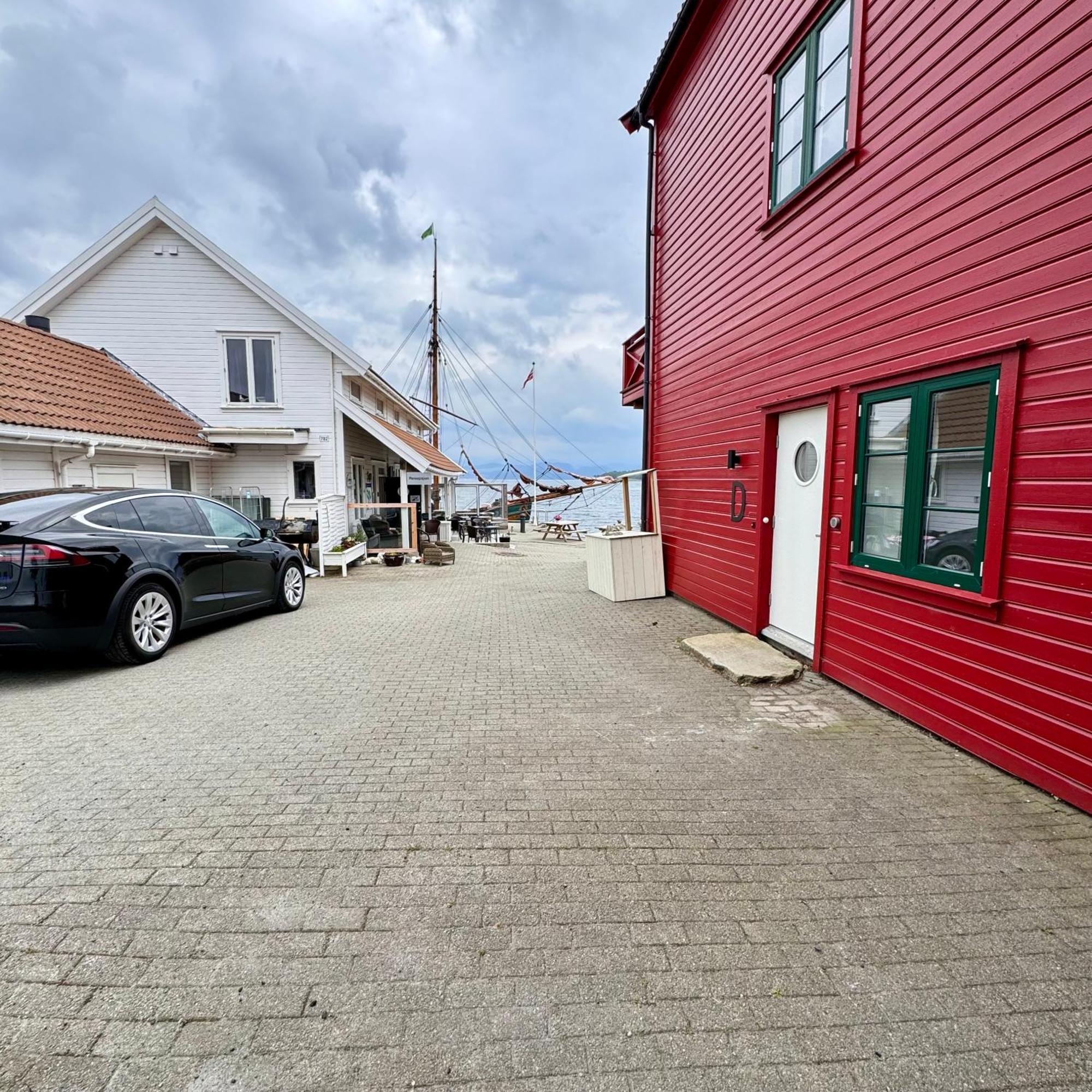 Sjoberg Hotell Og Ferie Leiligheter Osthusvik Exterior photo